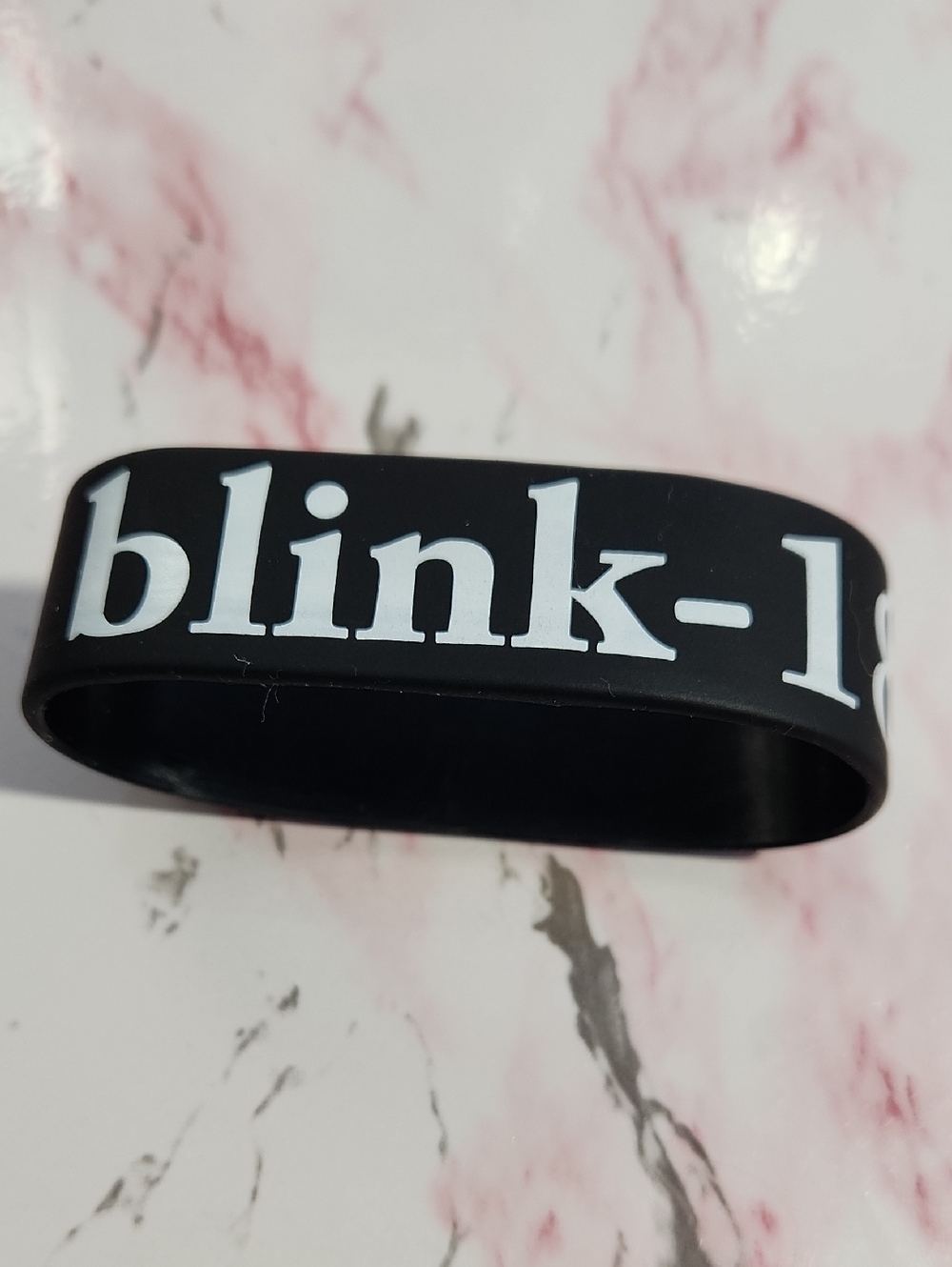 Black Blink-182 Logo Silicone Wristband - Band Accessory